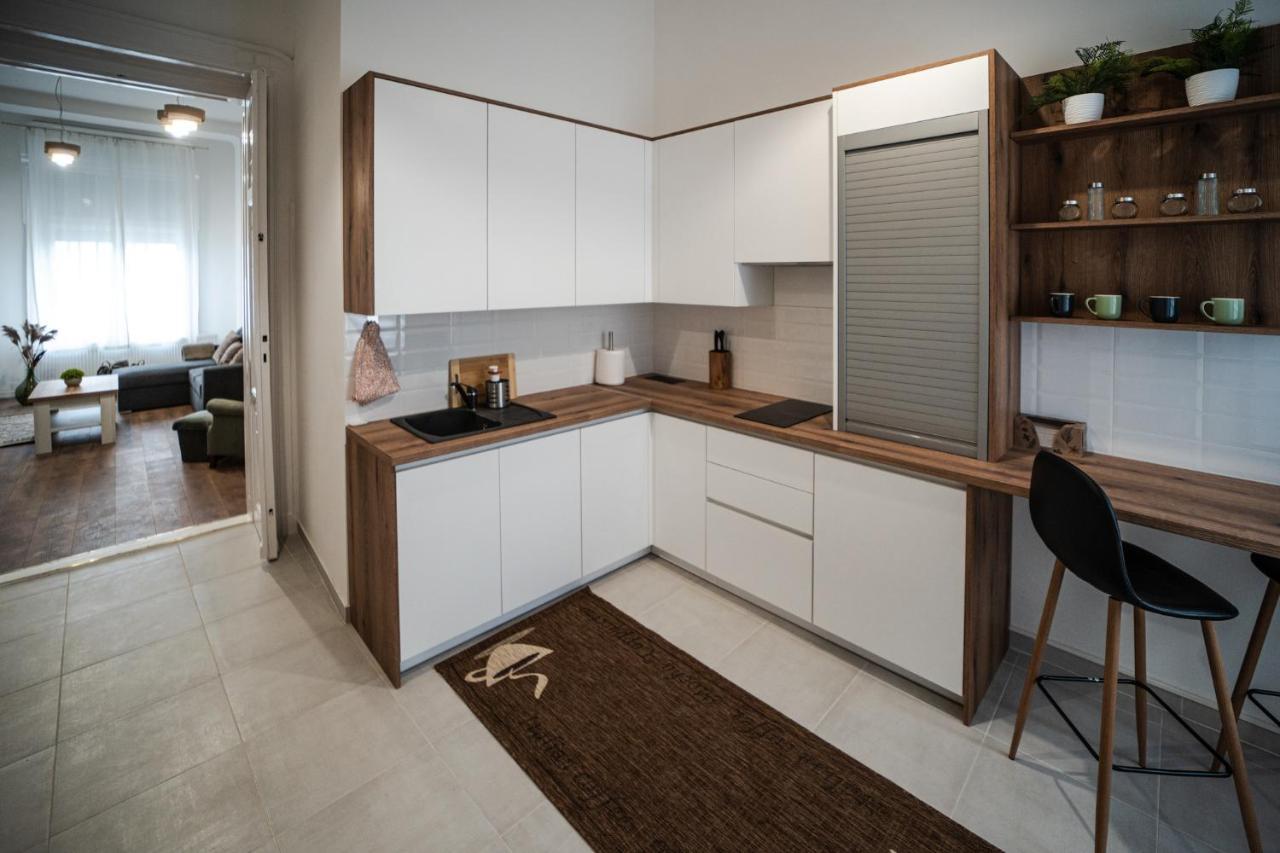 Volenter Lux Apartment Uno Baja Esterno foto